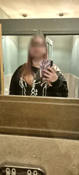 Alena, 21