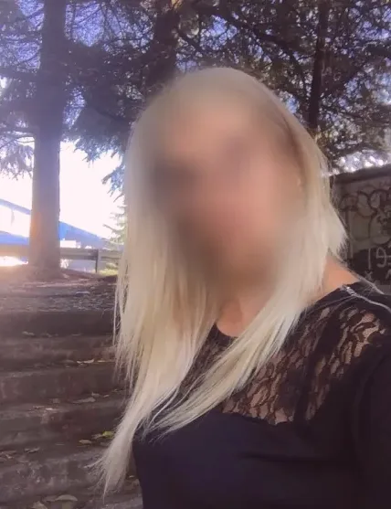 Alina, 32