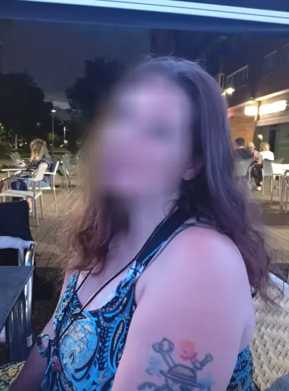 Anja, 34