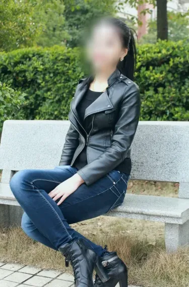 Aylin, 31