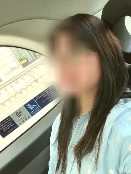 Daniela, 35