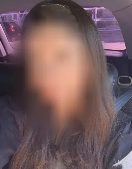 Elena, 28