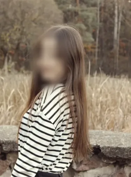 Fabienne, 19