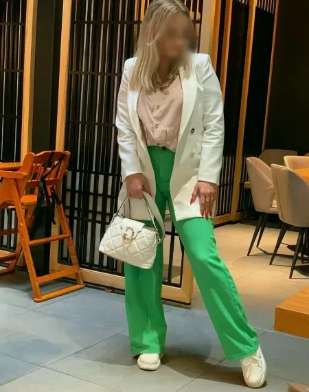 Fabienne, 38