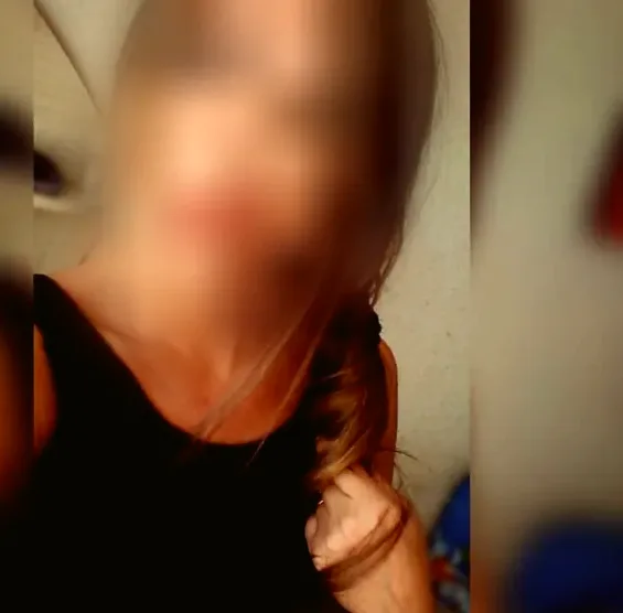 Katrin, 32