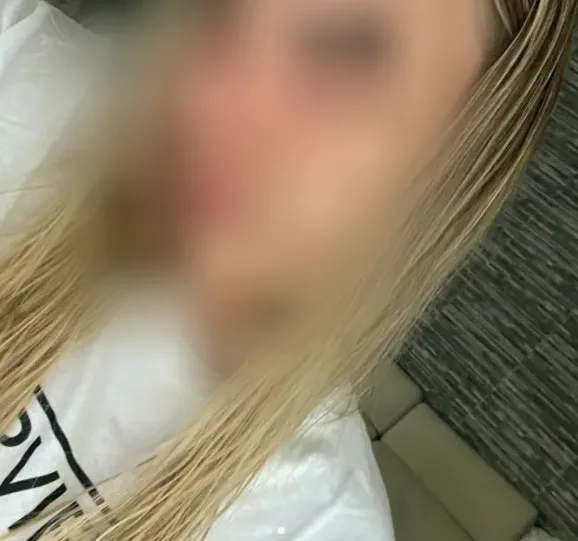 Wiebke, 20